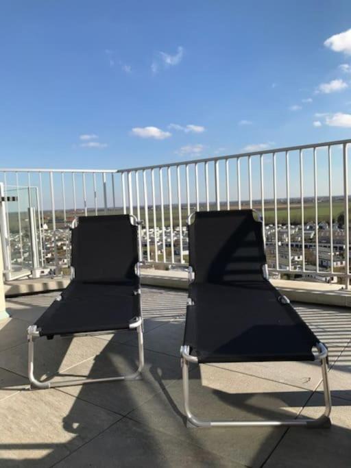Penthouse Met Zeezicht En 2 Terrassen Apartment Middelkerke Bagian luar foto